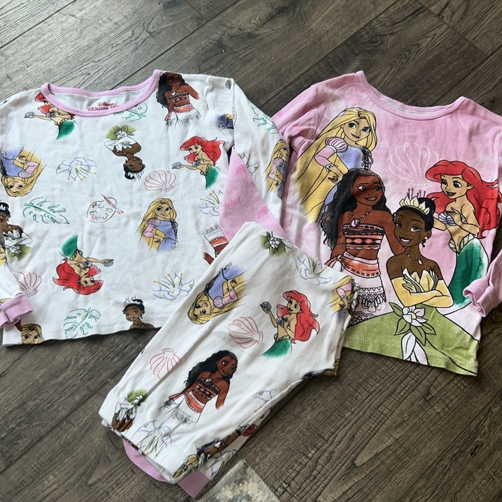 Disney princess 3 piece pajama set 8 long sleeves